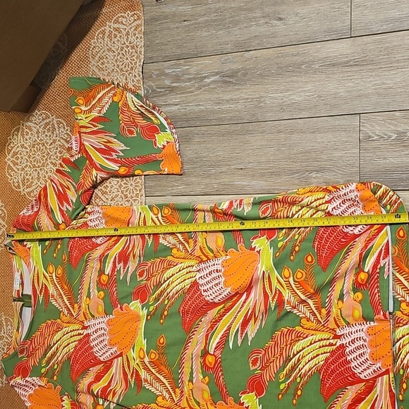 Crown & Ivy Tropical Print Dress, Peasant Sleeve,  Excellent Condition, Size S - Picture 16 of 17